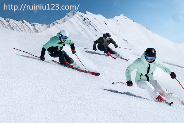 滑雪服的功能有哪些？